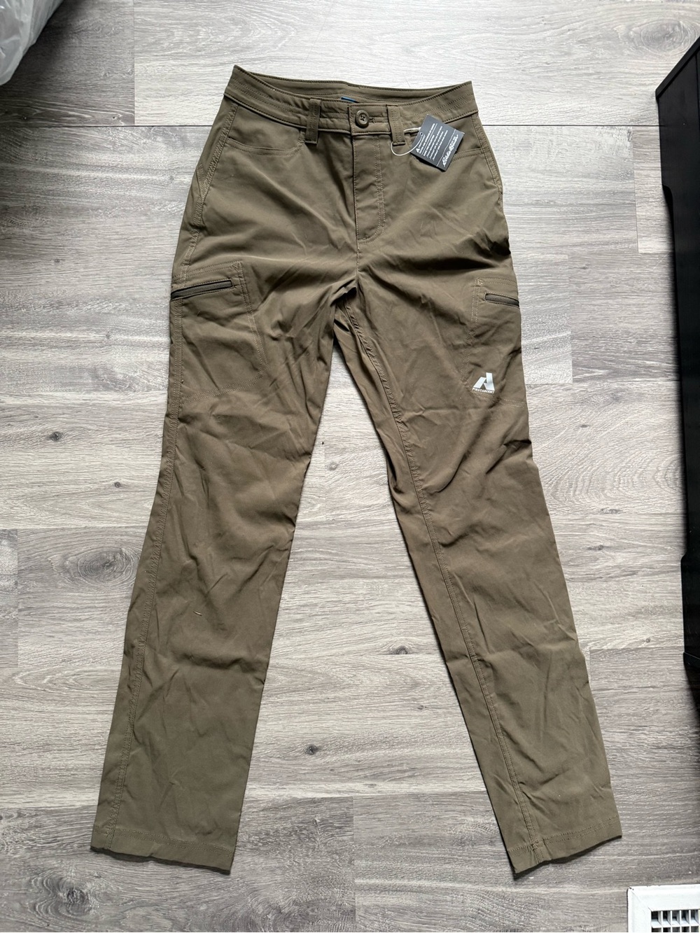 Eddie Bauer Olive Green Lightweight Cargo Pants